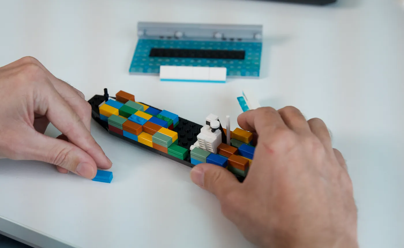 Corporate Gift Cargo in LEGO