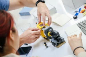 Building Prototype of corporate LEGO set