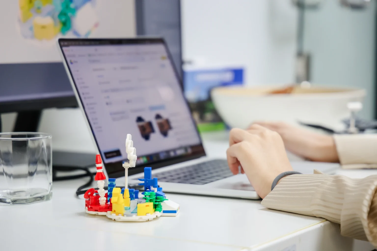 DD Bricks Custom Google lego set next to computer